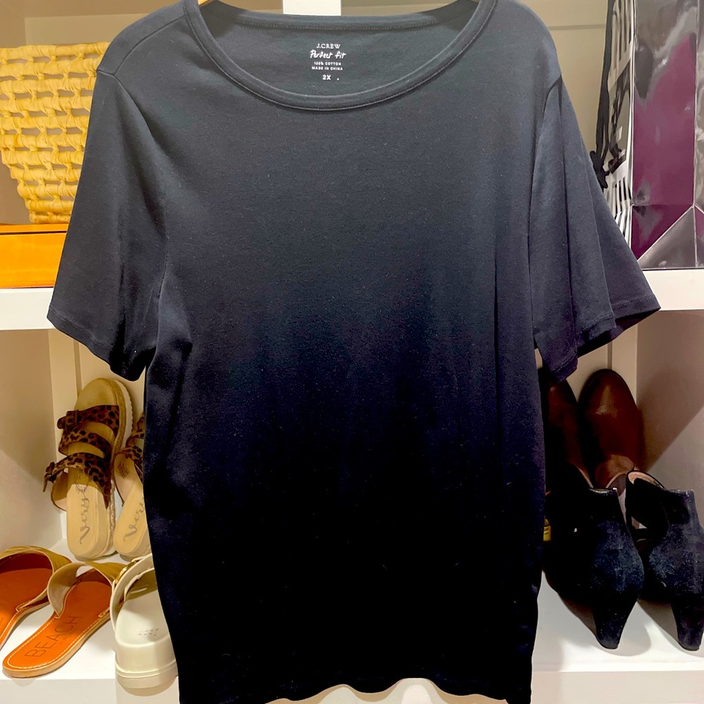 J. Crew perfect fit tee color black size 2X.